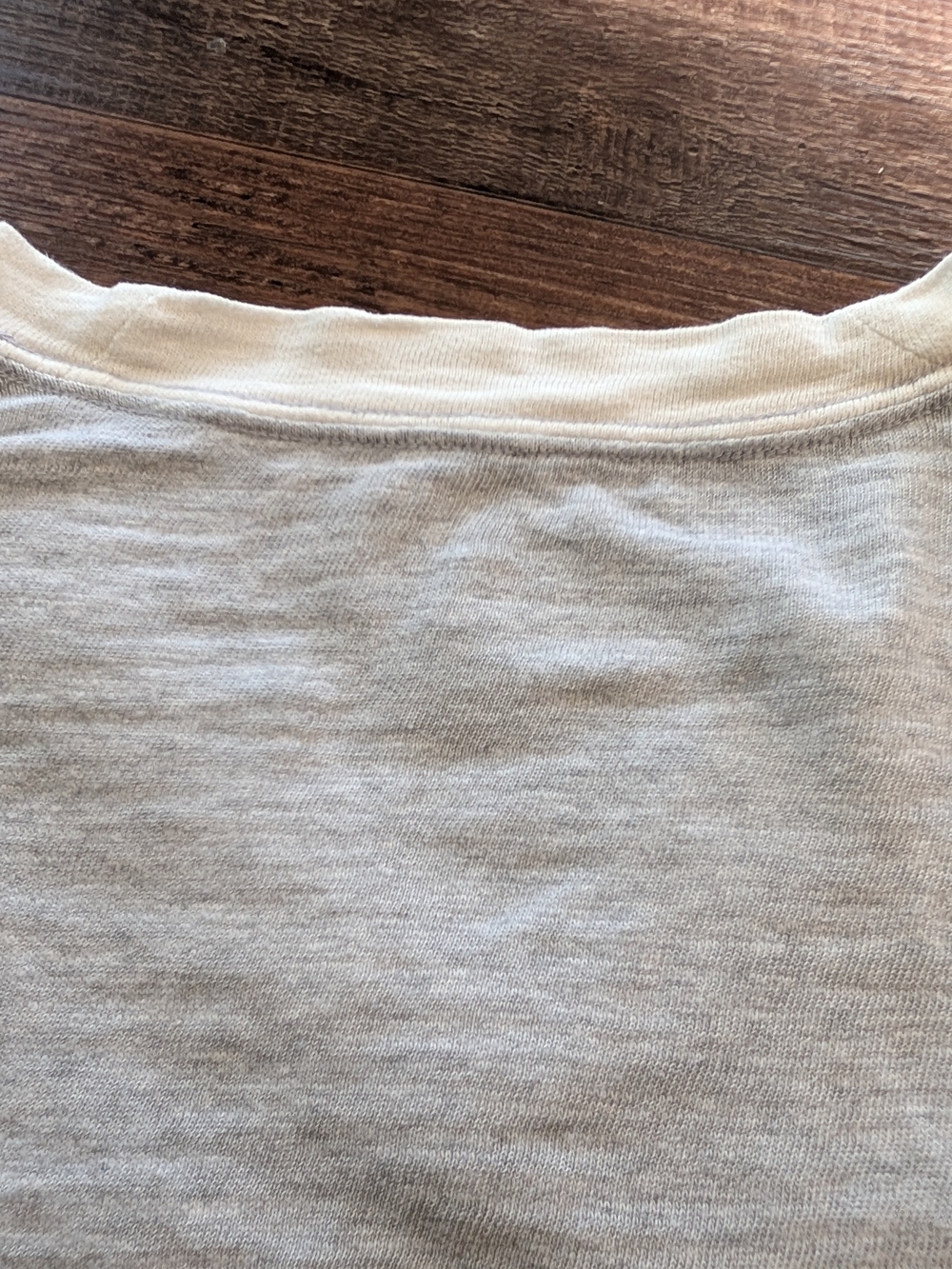 Faherty Sunwashed Crew V Neck Long Sleeve Gray Varsity Organic Cotton Shirt Sz S - Picture 10 of 16